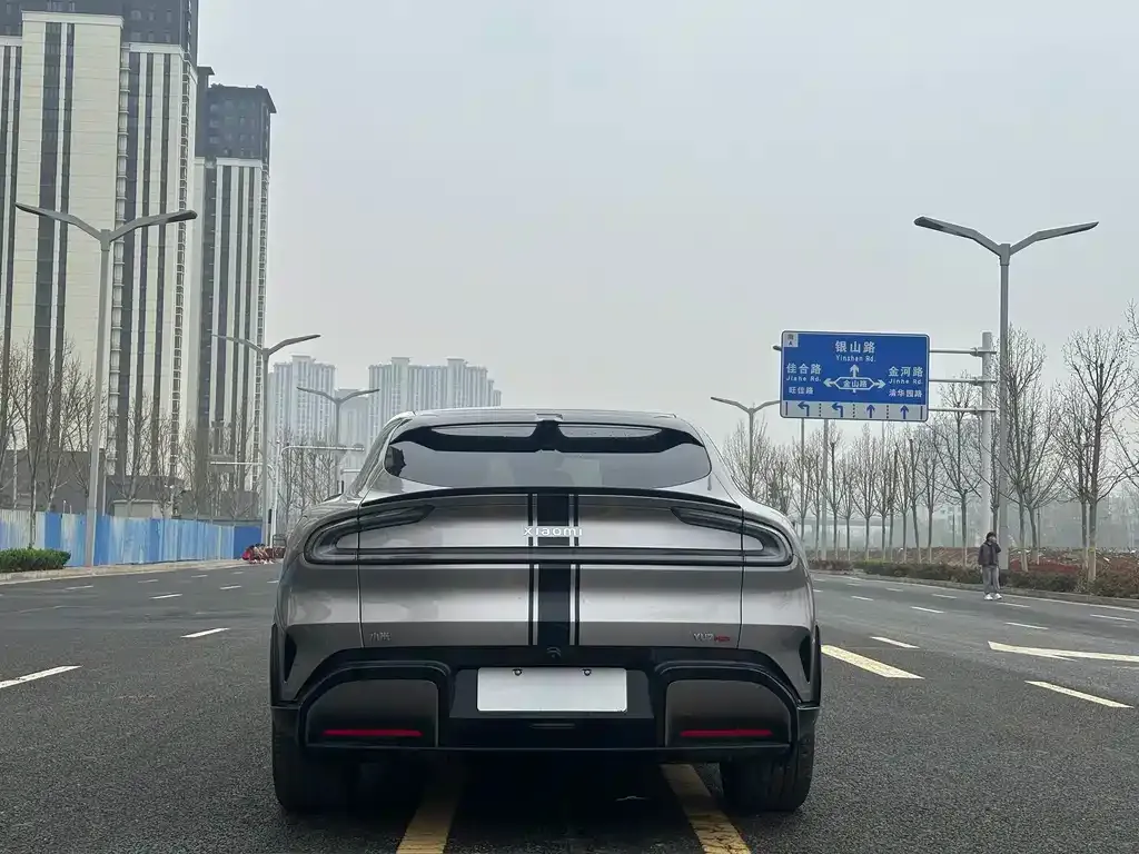 Xiaomi YU7 — фото 8