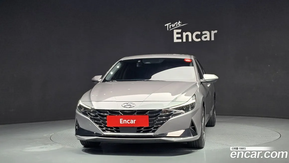 Hyundai AVANTE — фото 2