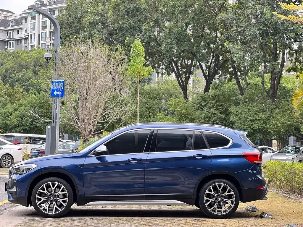 BMW X1 2021 из CN, фото 9