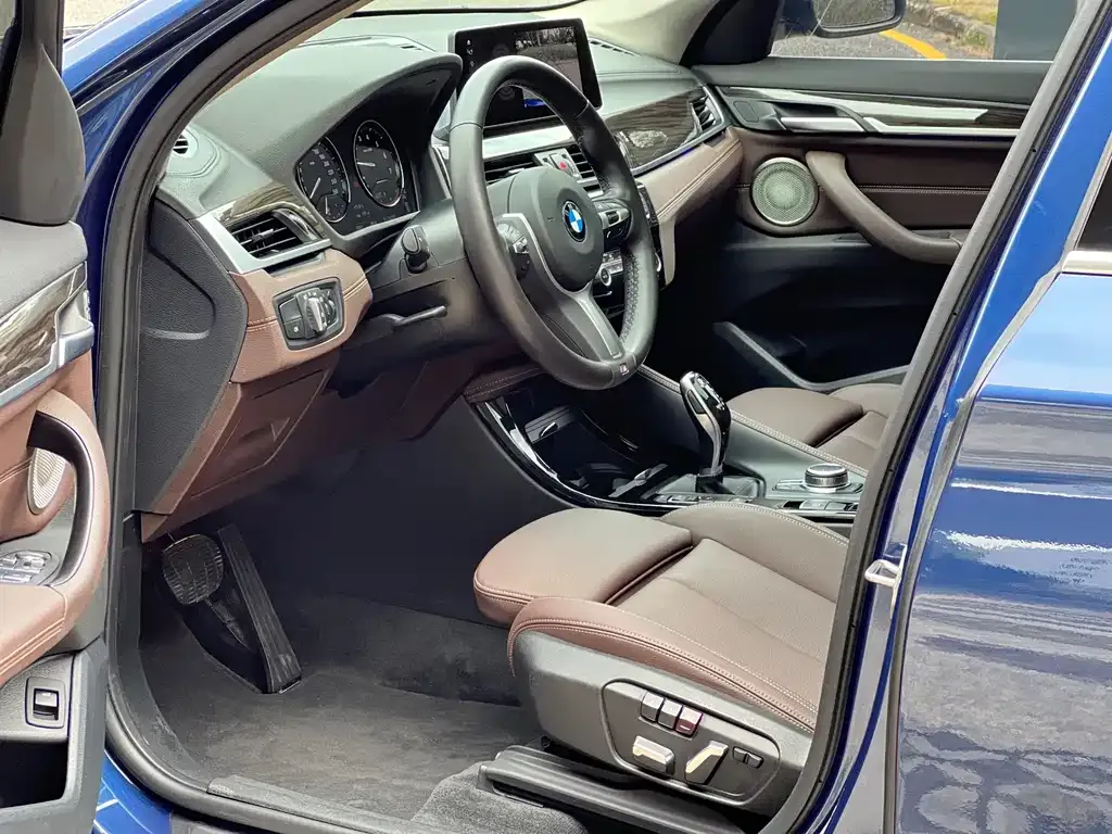 BMW X1 2021 из CN, фото 3