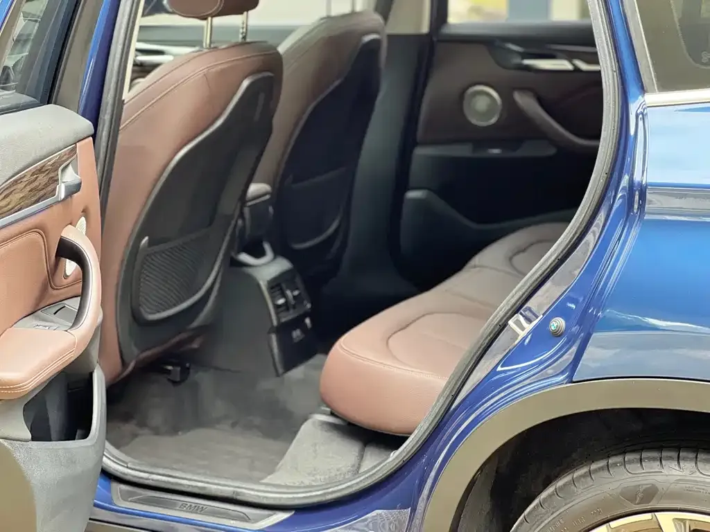 BMW X1 2021 из CN, фото 4