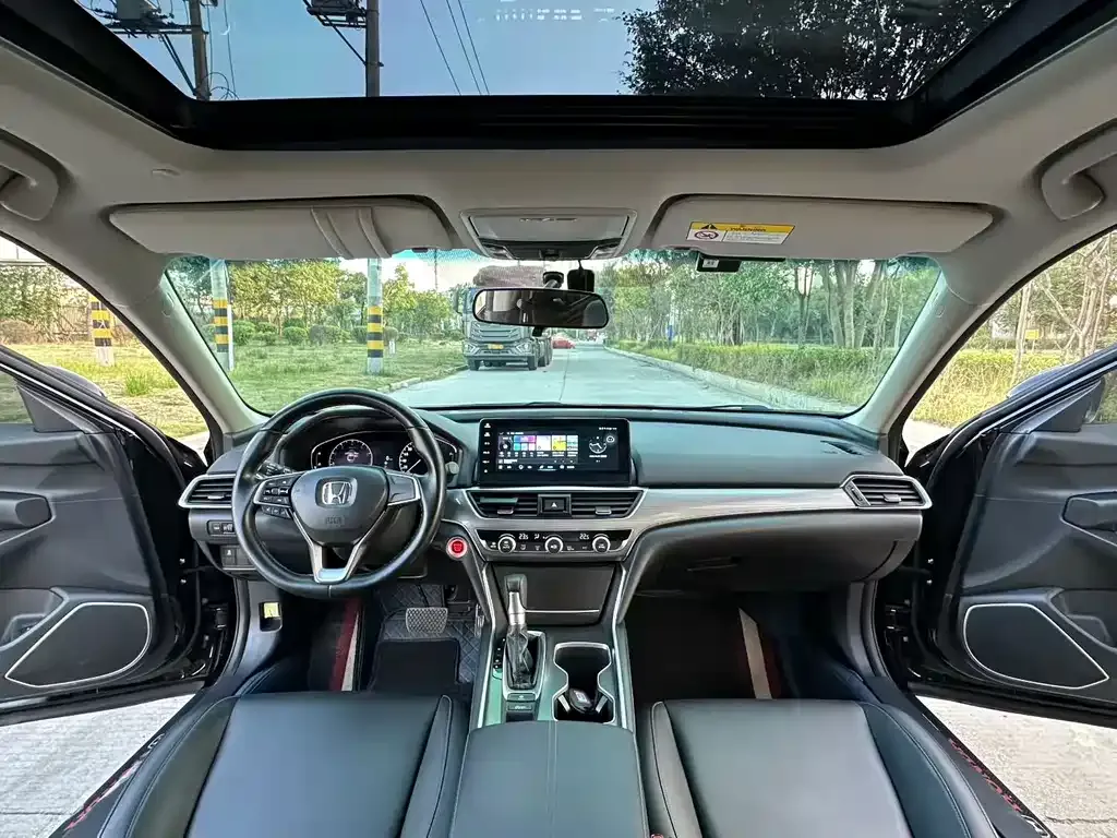 Honda Accord 2023 из CN, фото 4