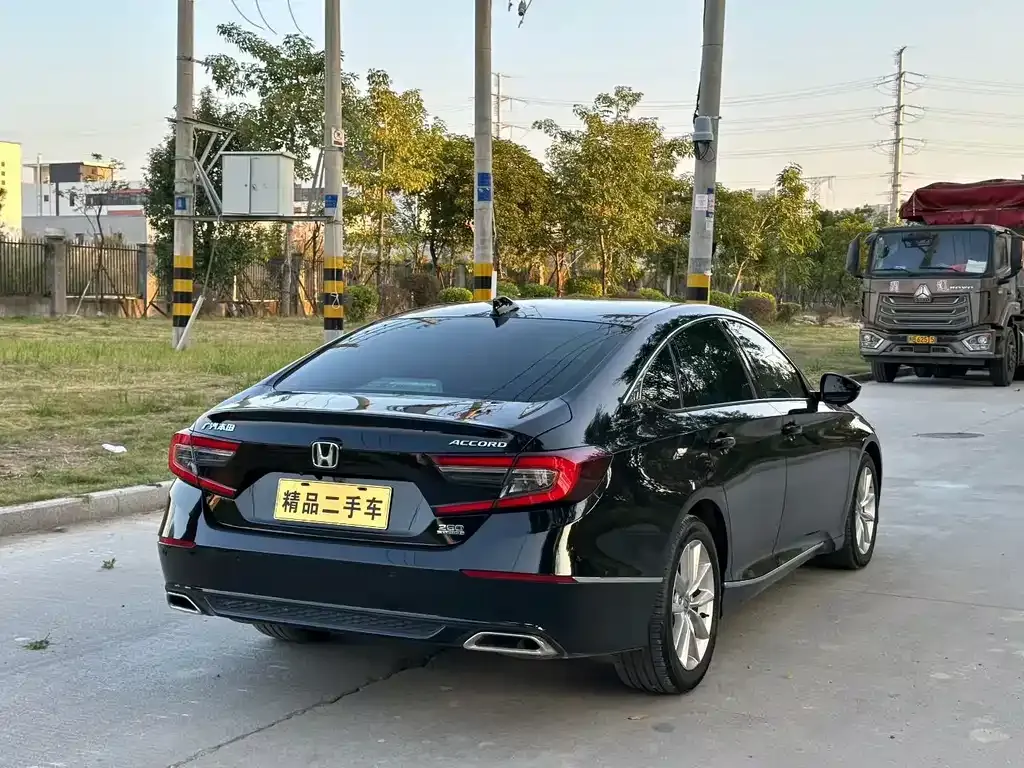Honda Accord 2023 из CN, фото 5