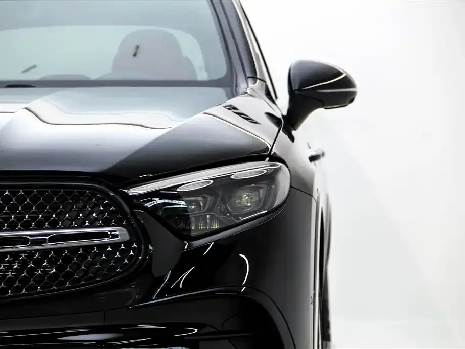 Mercedes-Benz GLC — фото 10