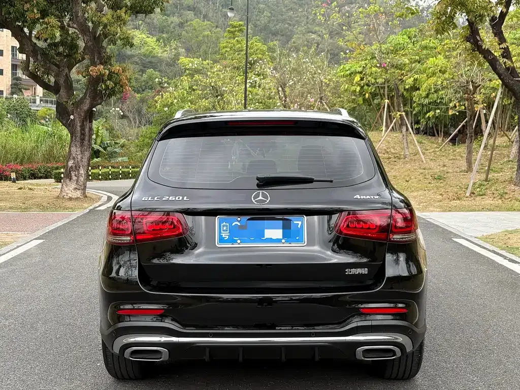 Mercedes-Benz GLC — фото 6