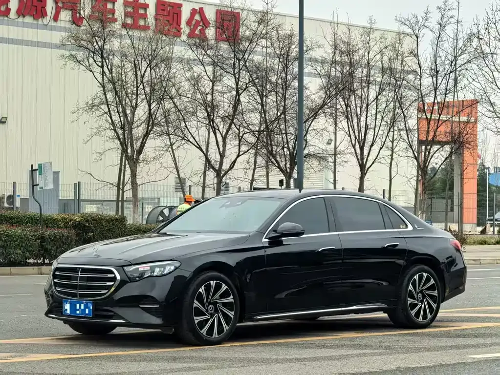 Mercedes-Benz E-Class 2024 из CN, фото 1