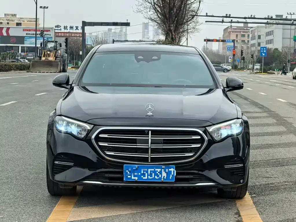 Mercedes-Benz E-Class 2024 из CN, фото 4