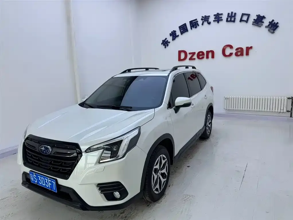 Subaru Forester 2022 из CN, фото 2