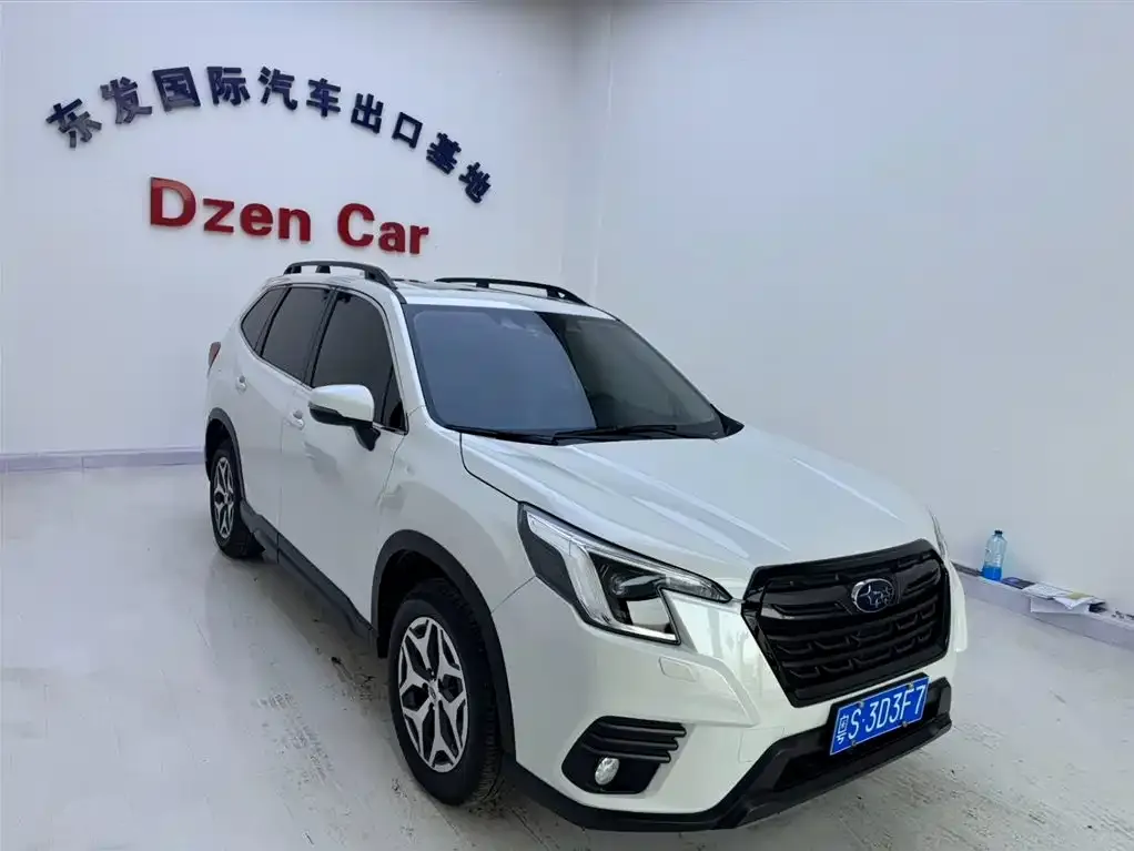 Subaru Forester 2022 из CN, фото 3