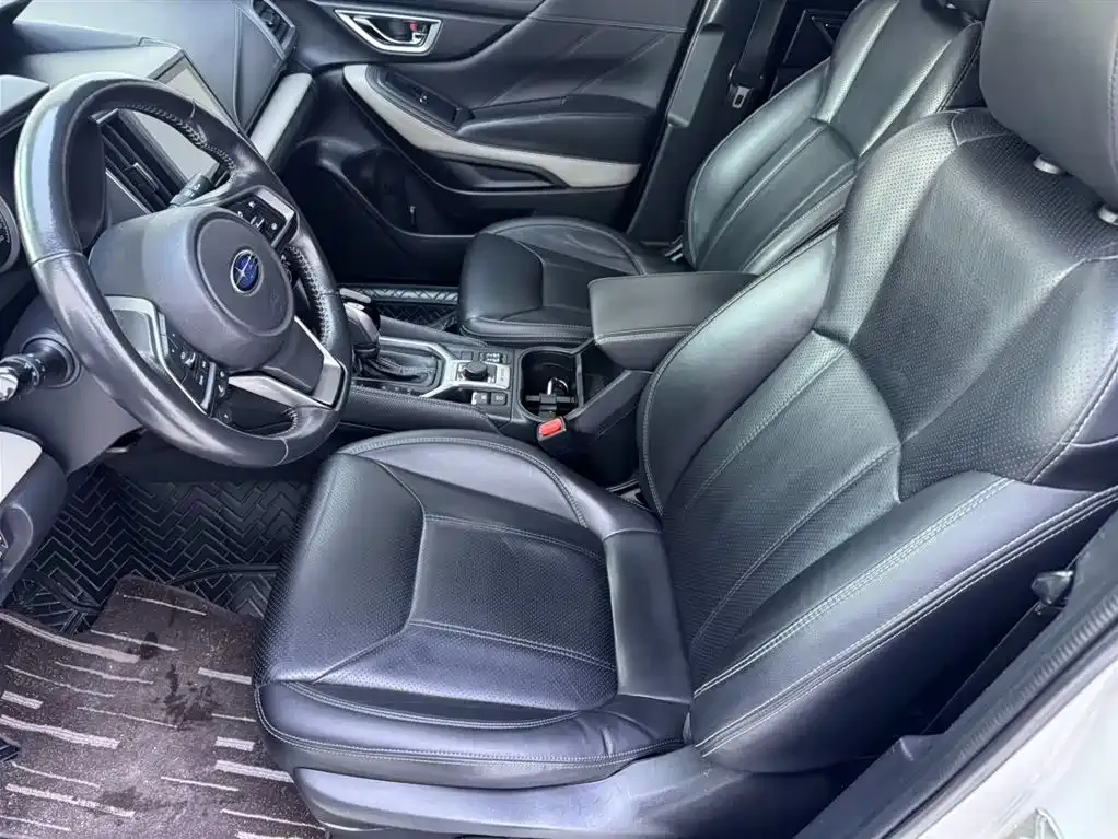 Subaru Forester 2022 из CN, фото 8