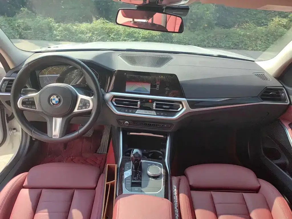 BMW 3 Series 2021 из CN, фото 10