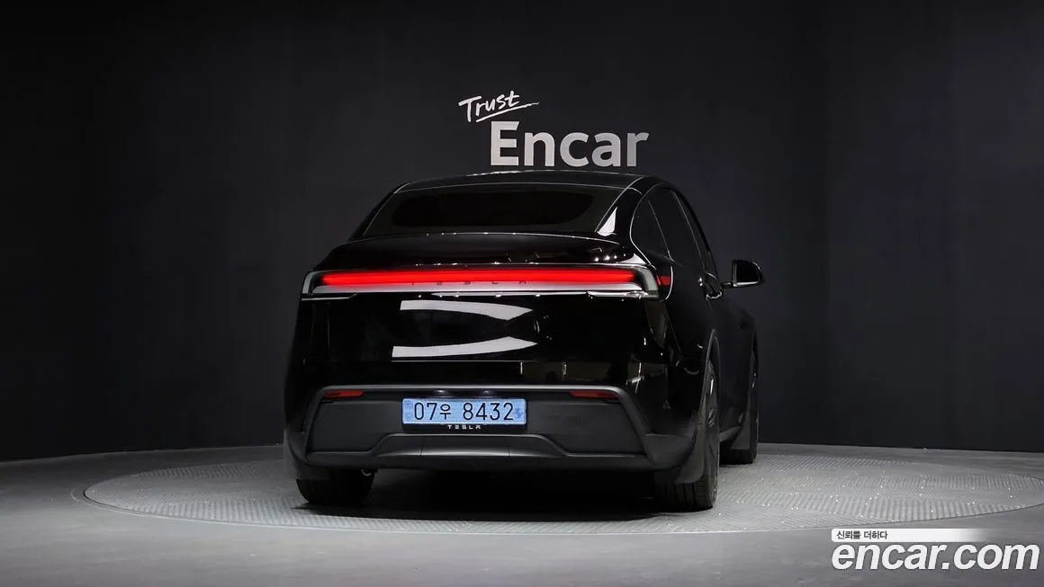 Tesla Model Y 2025 из KR, фото 4