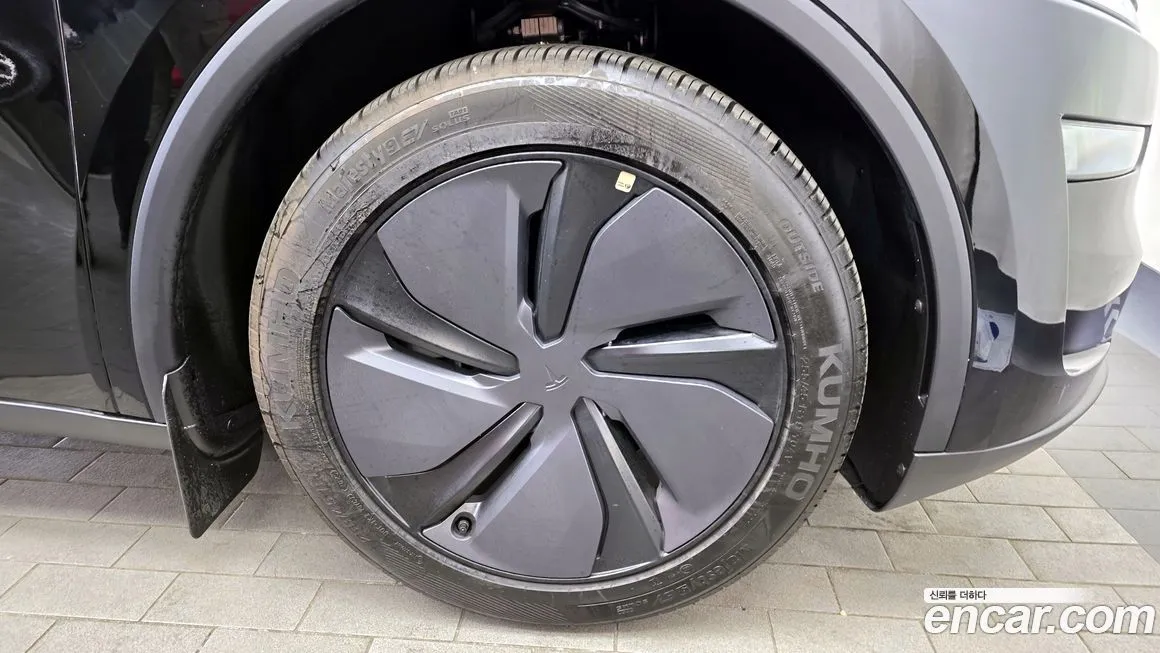 Tesla Model Y 2025 из KR, фото 7
