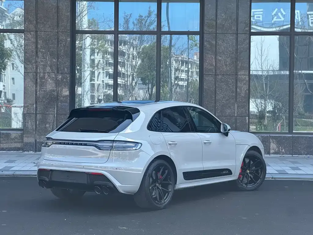Porsche Macan — фото 3