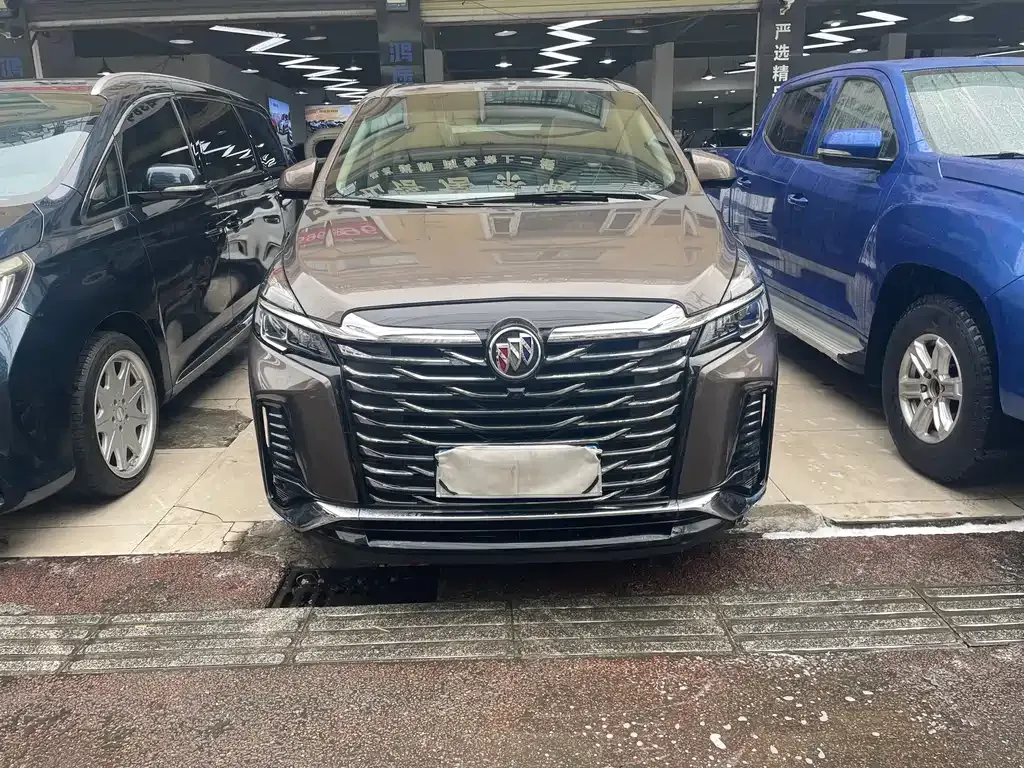 Buick GL8 2023 из CN, фото 6