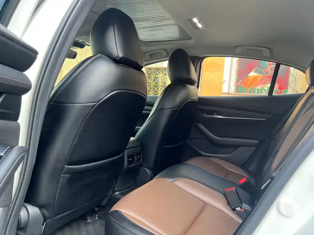 Mazda 3 Axela 2021 из CN, фото 6