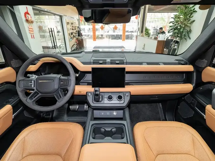 Land Rover Defender — фото 9
