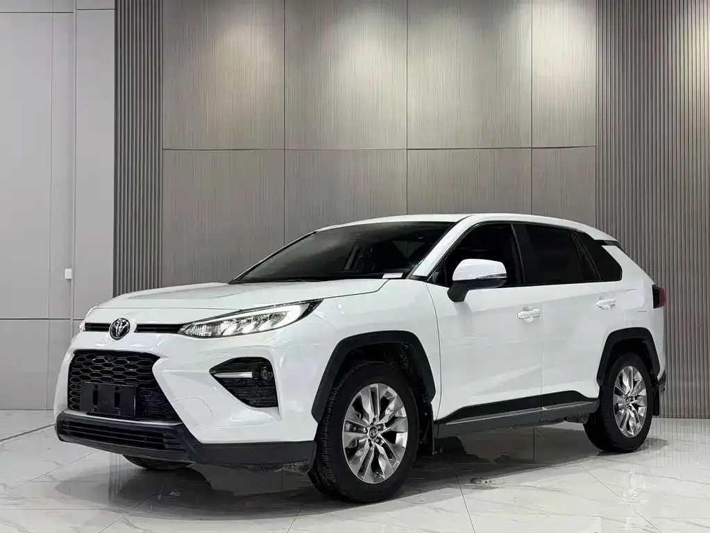 Toyota Wildlander — фото 1