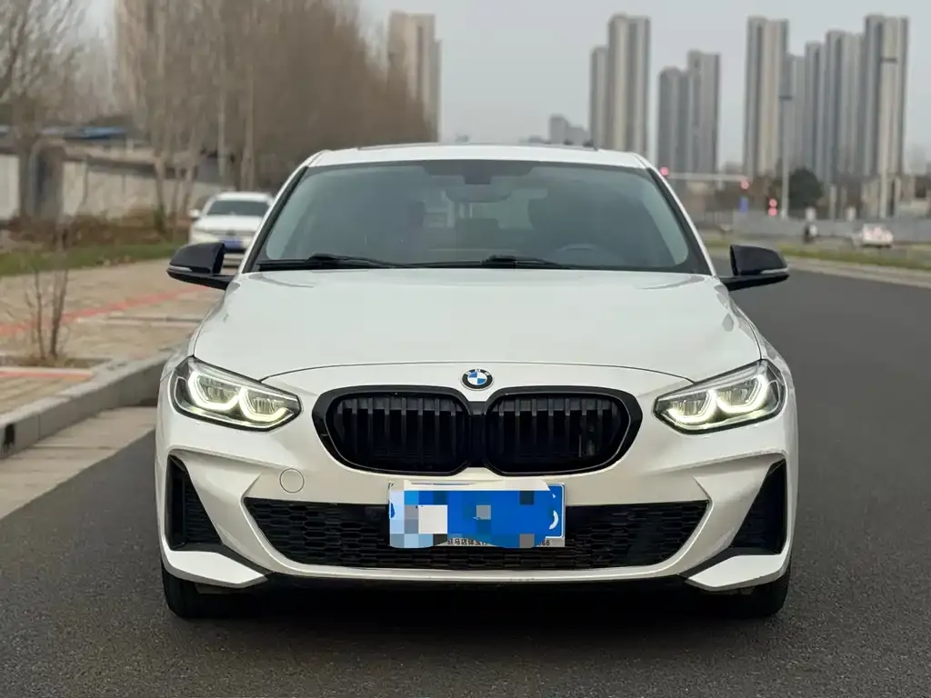 BMW 1 Series 2021 из CN, фото 7