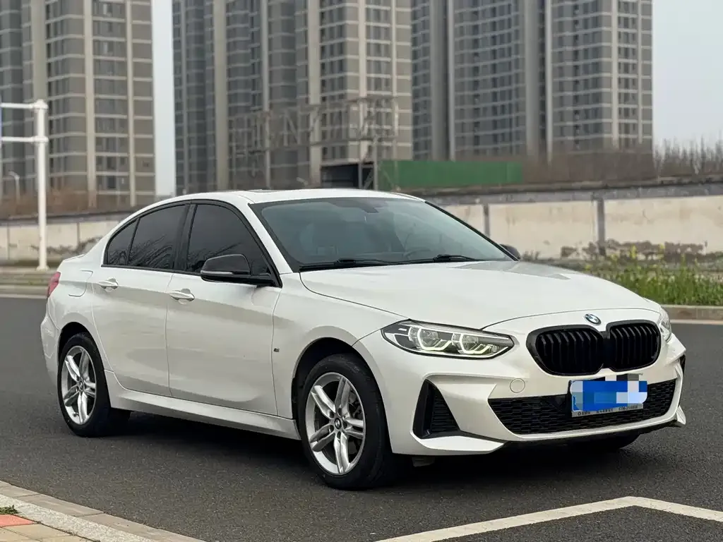 BMW 1 Series 2021 из CN, фото 6
