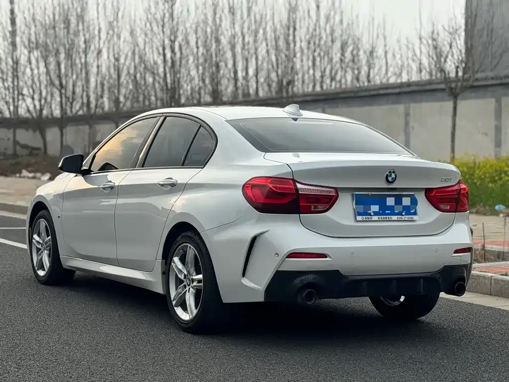 BMW 1 Series 2021 из CN, фото 10