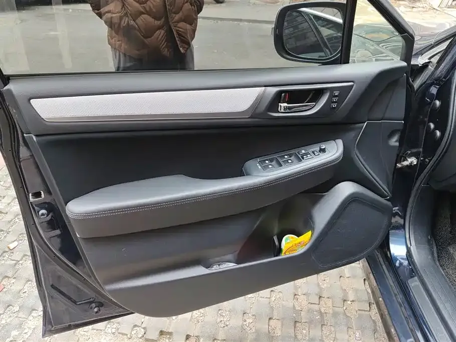 Subaru Legacy 2021 из CN, фото 5