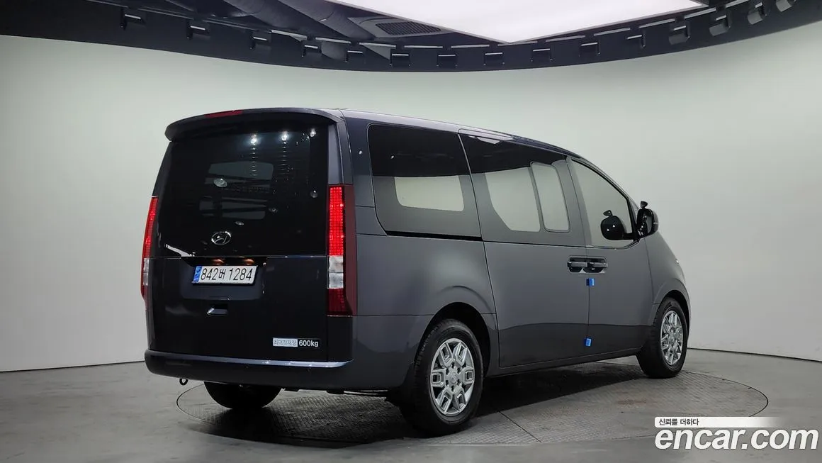 Hyundai Staria 2024 из KR, фото 6