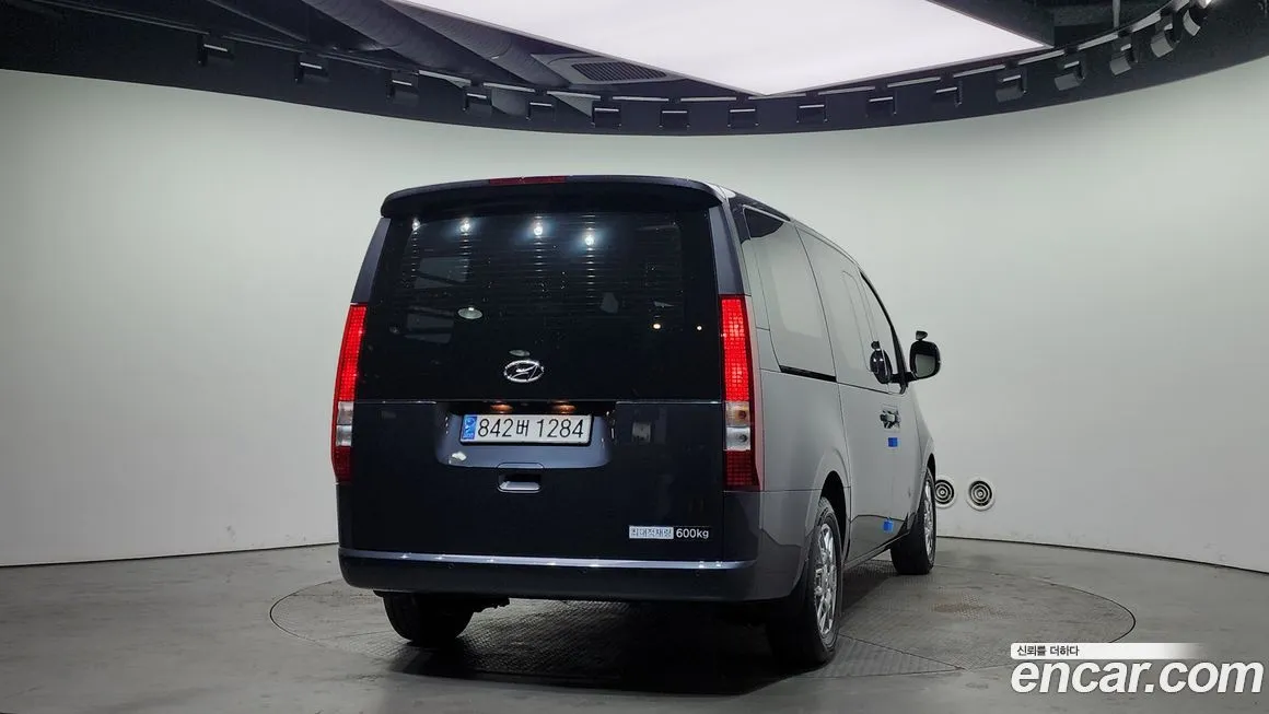 Hyundai Staria 2024 из KR, фото 2