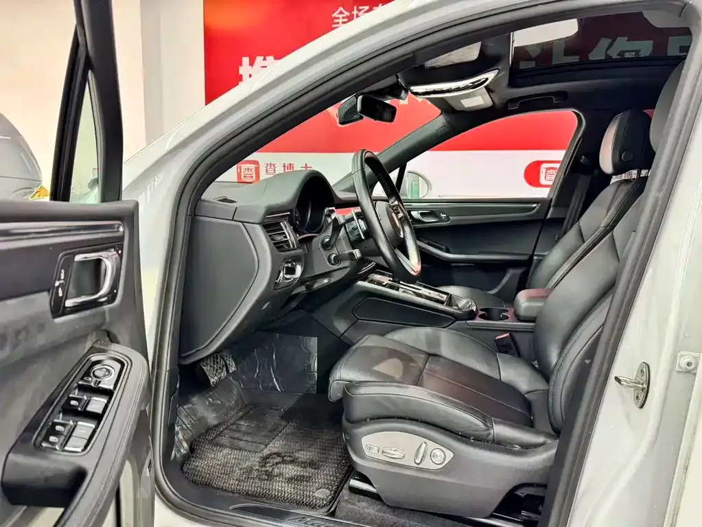 Porsche Macan 2023 из CN, фото 7
