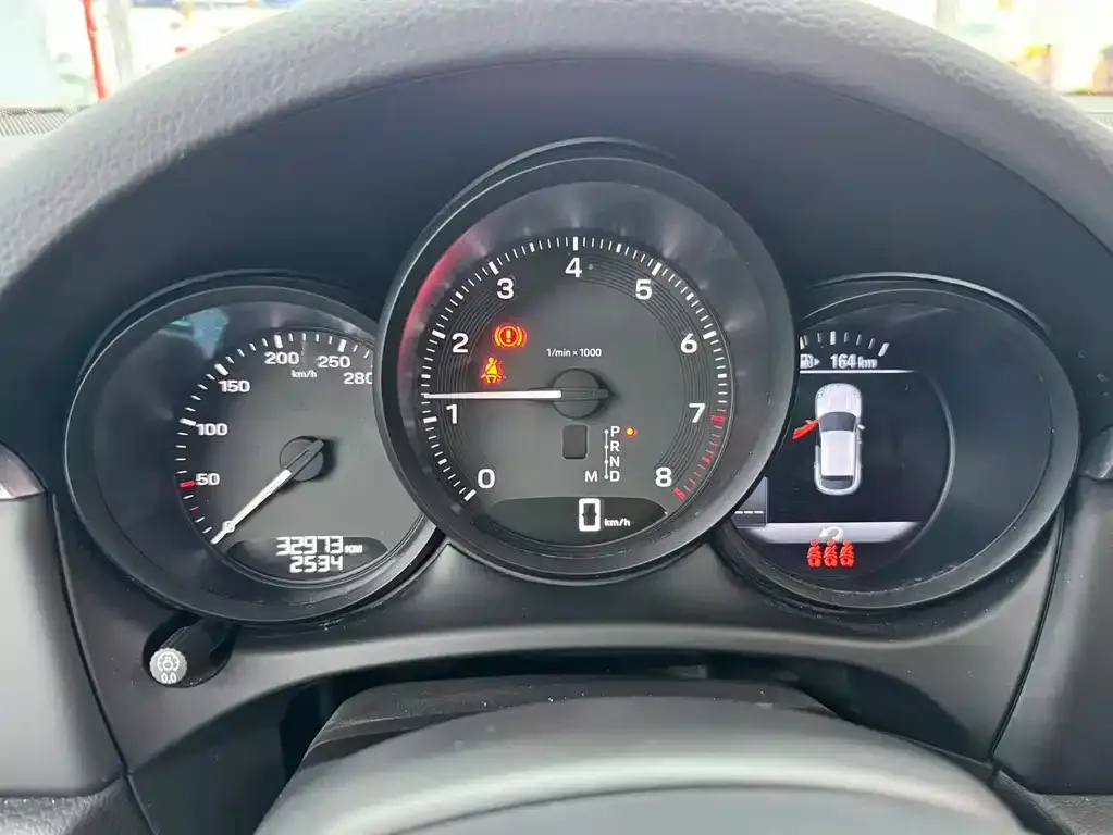 Porsche Macan 2023 из CN, фото 6