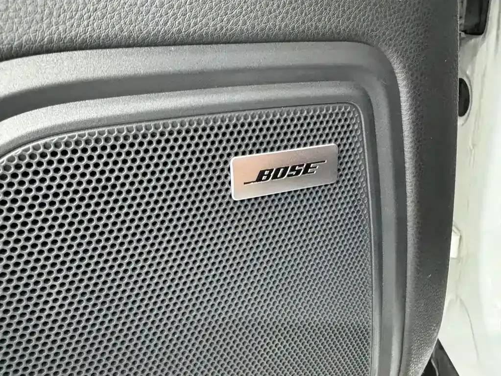 Porsche Macan 2023 из CN, фото 8