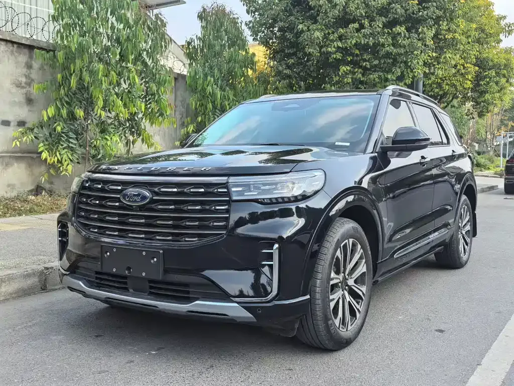 Ford Explorer 2025 из CN, фото 1