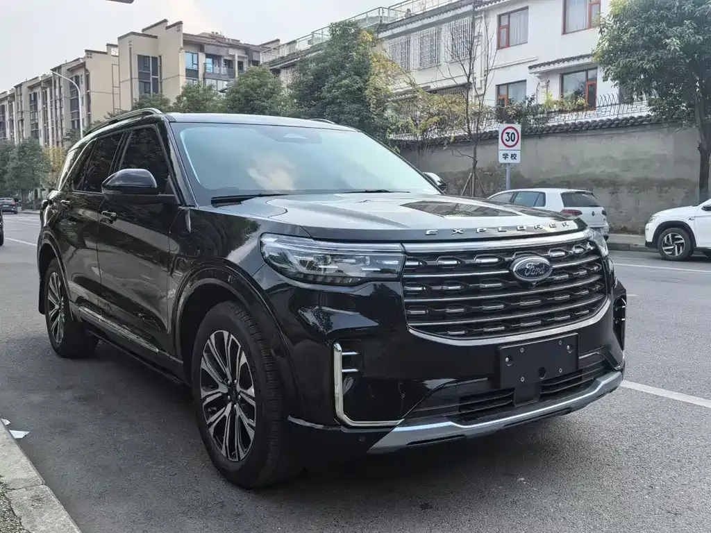 Ford Explorer 2025 из CN, фото 7