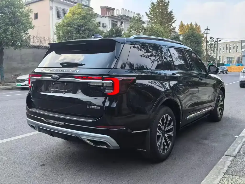 Ford Explorer 2025 из CN, фото 5