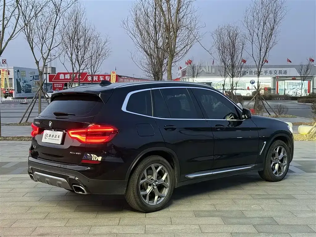 BMW X3 — фото 10