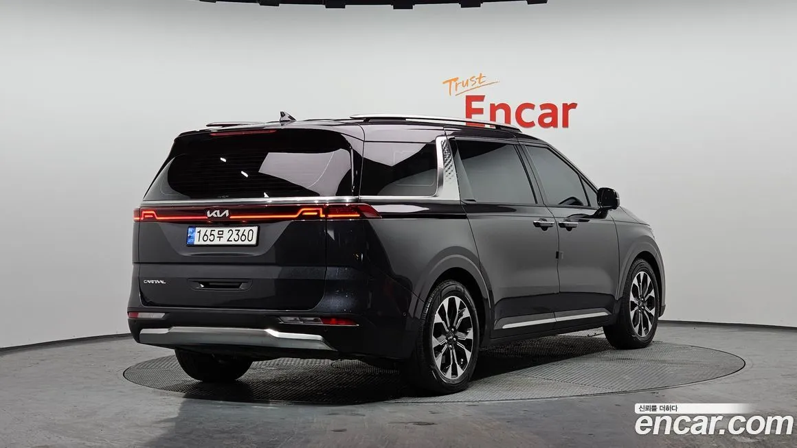 Kia Carnival 2023 из KR, фото 2