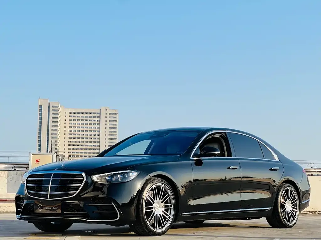 Mercedes-Benz S-Class — фото 1