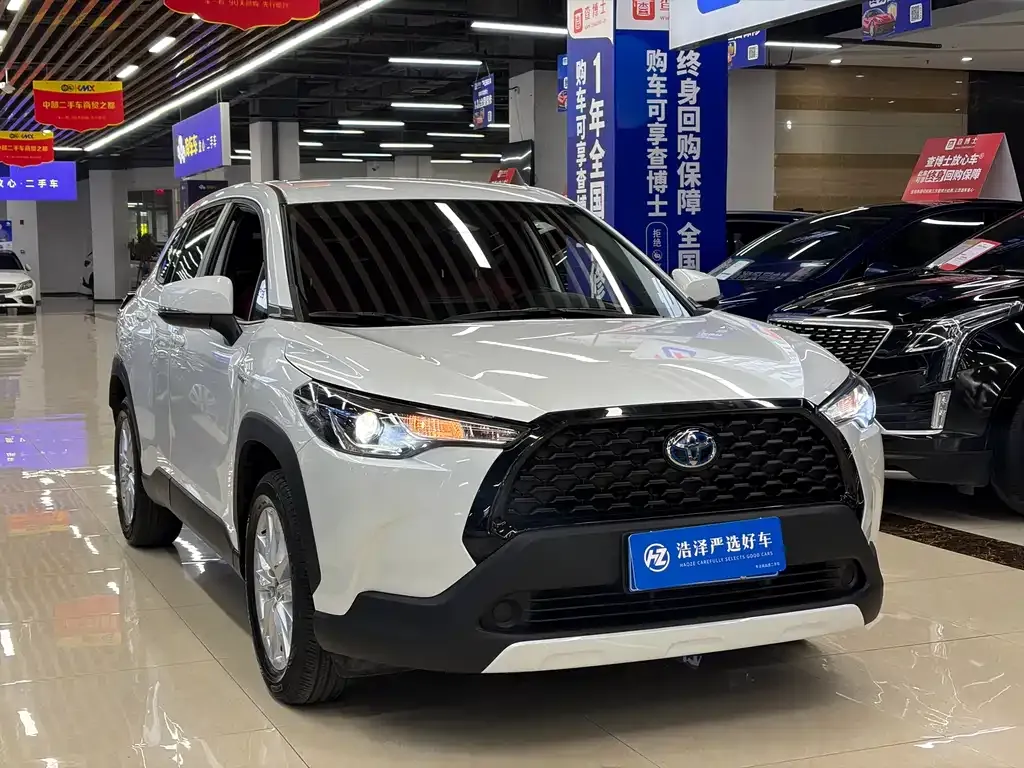 Toyota Corolla Cross 2024 из CN, фото 2