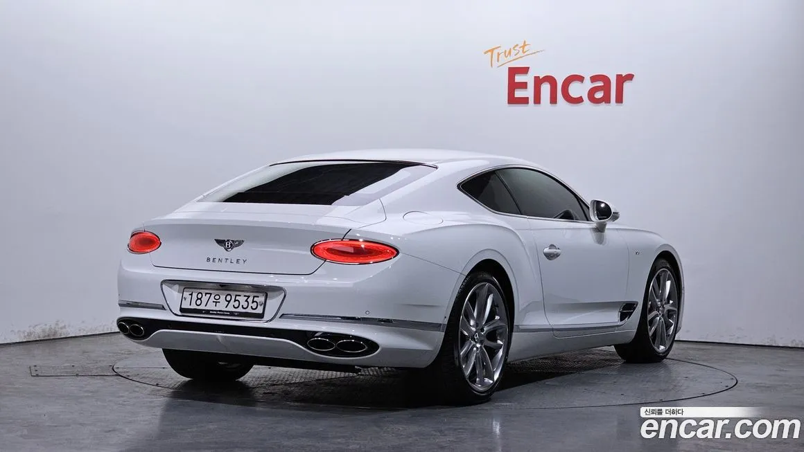 Bentley Continental 2022 из KR, фото 7