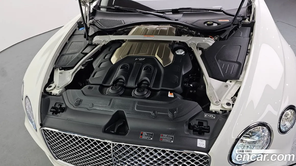 Bentley Continental 2022 из KR, фото 8