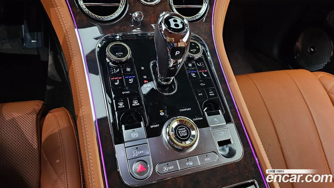 Bentley Continental 2022 из KR, фото 10