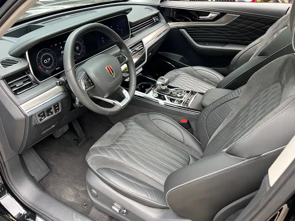 Hongqi HS5 2023 из CN, фото 2