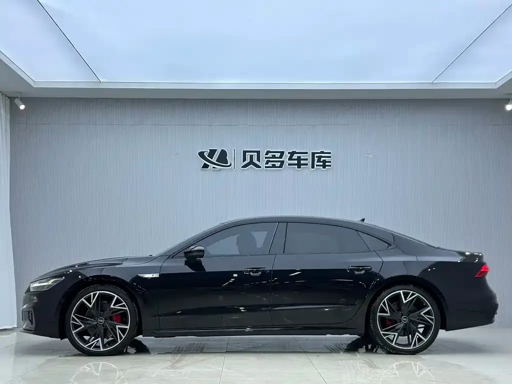 Audi A7L — фото 4