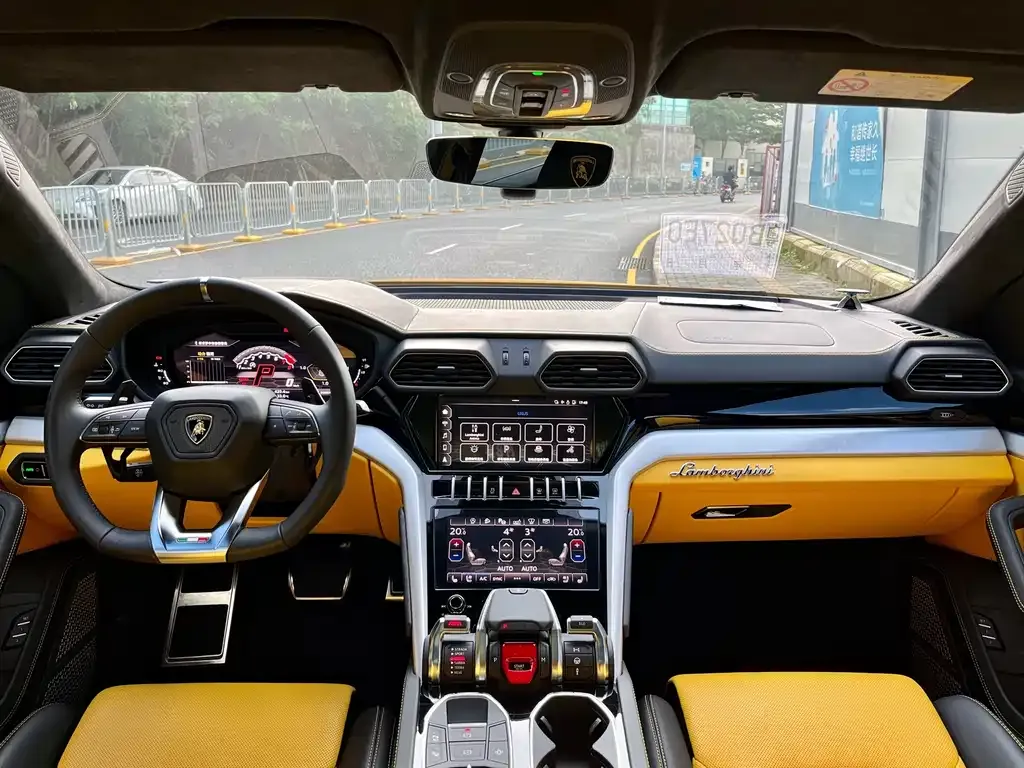 Lamborghini Urus 2021 из CN, фото 3