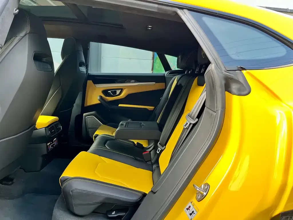 Lamborghini Urus 2021 из CN, фото 2