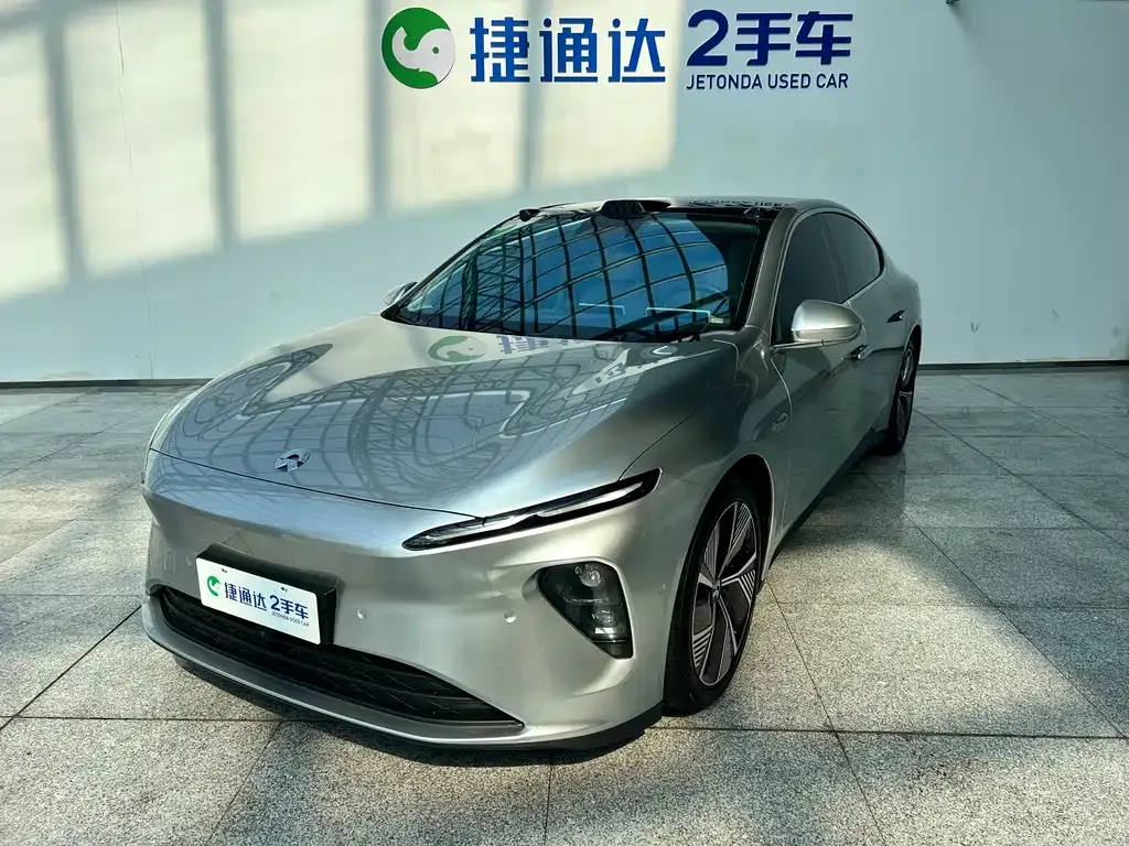 NIO ET7
