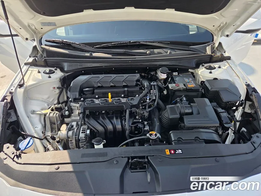 Hyundai AVANTE 2021 из KR, фото 8