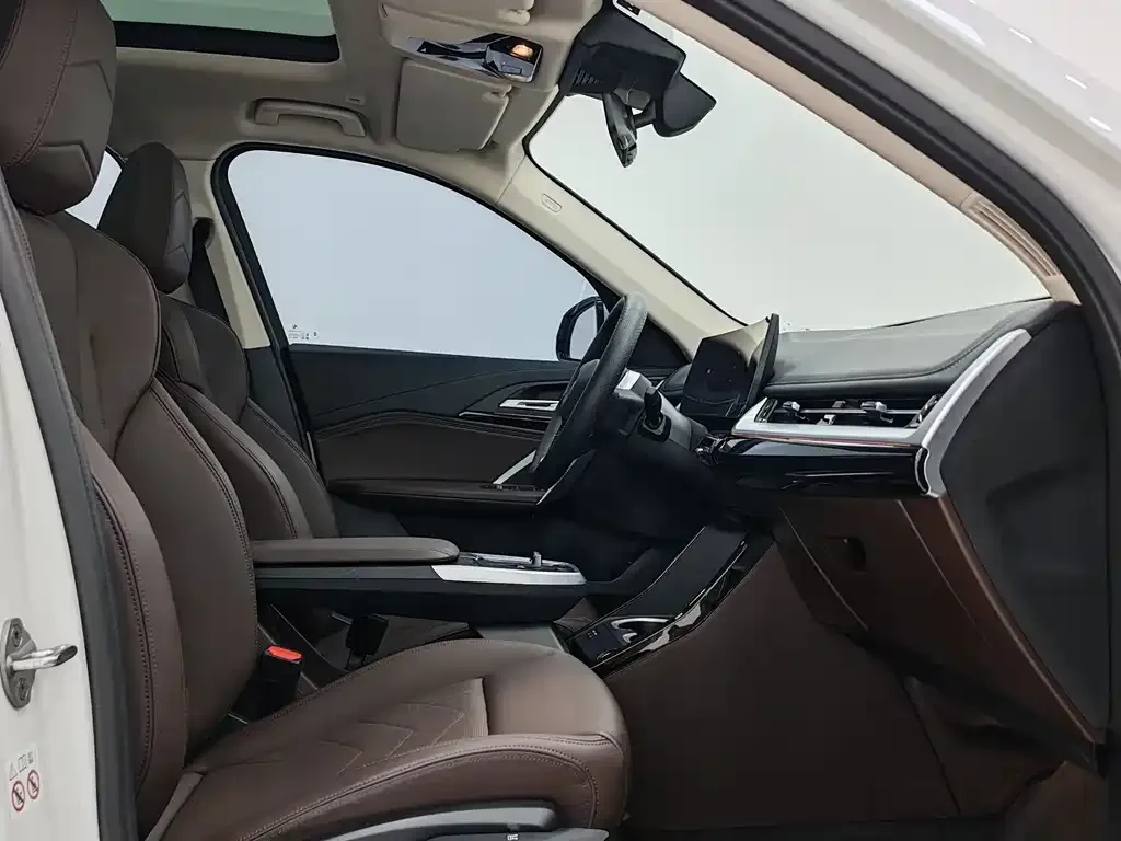 BMW X1 — фото 9