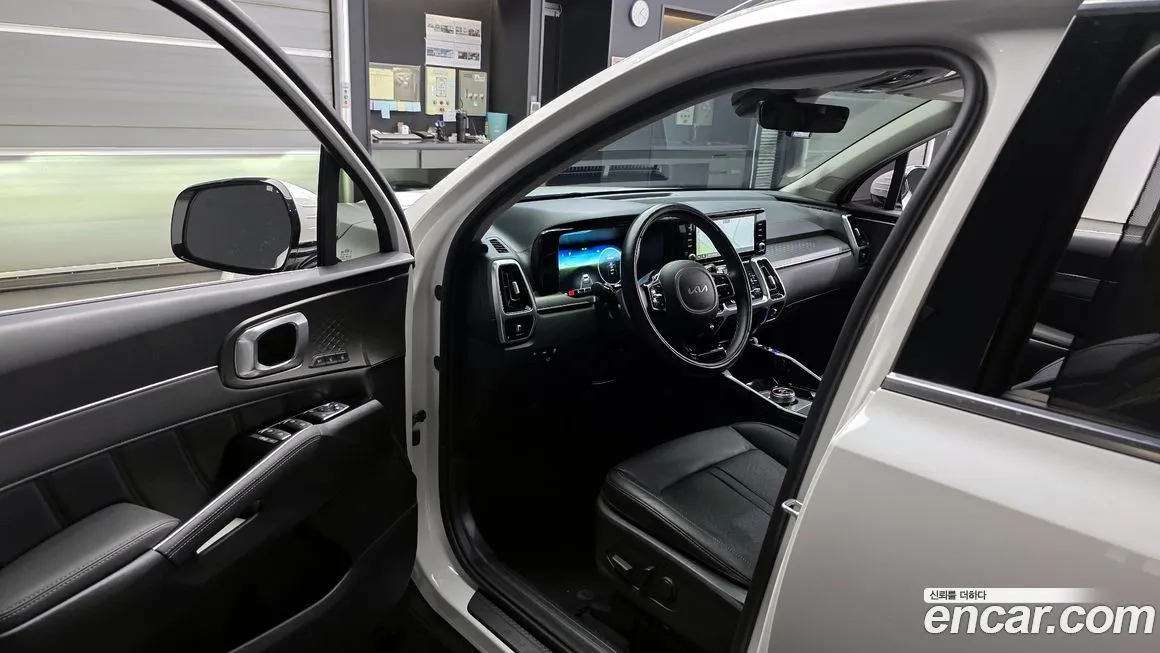 Kia Sorento — фото 9