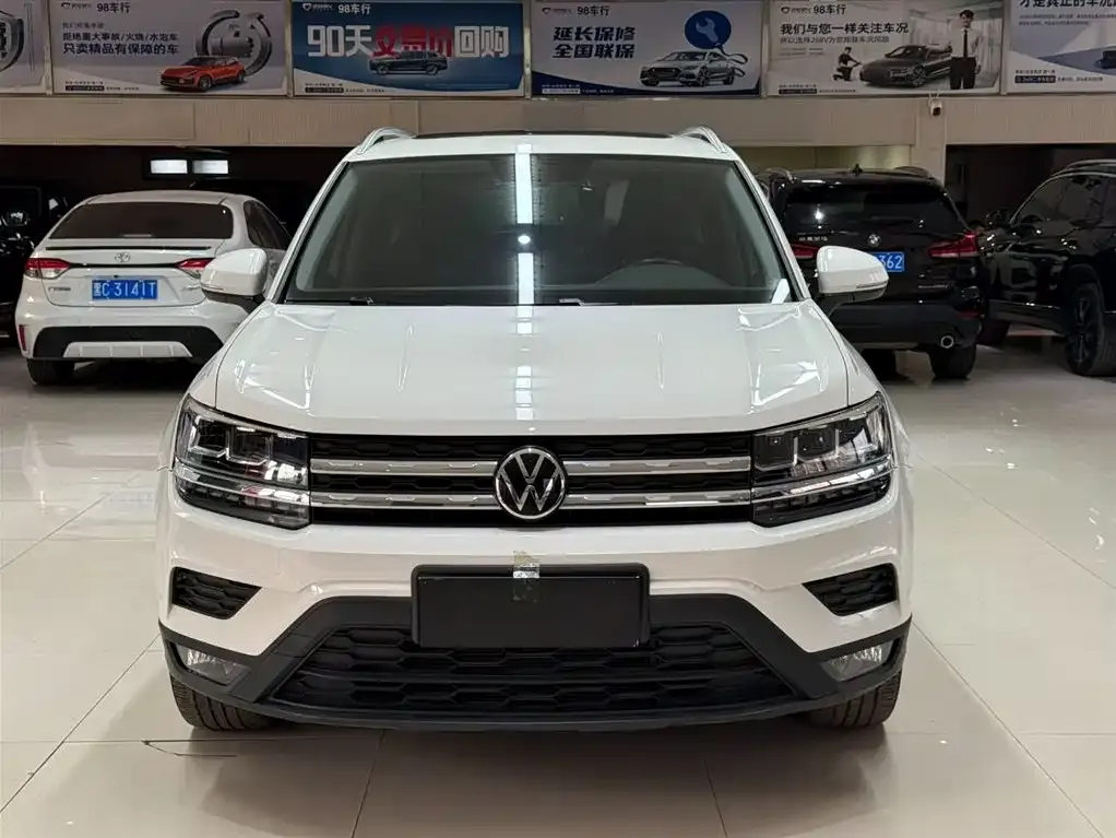 Volkswagen Tharu — фото 6